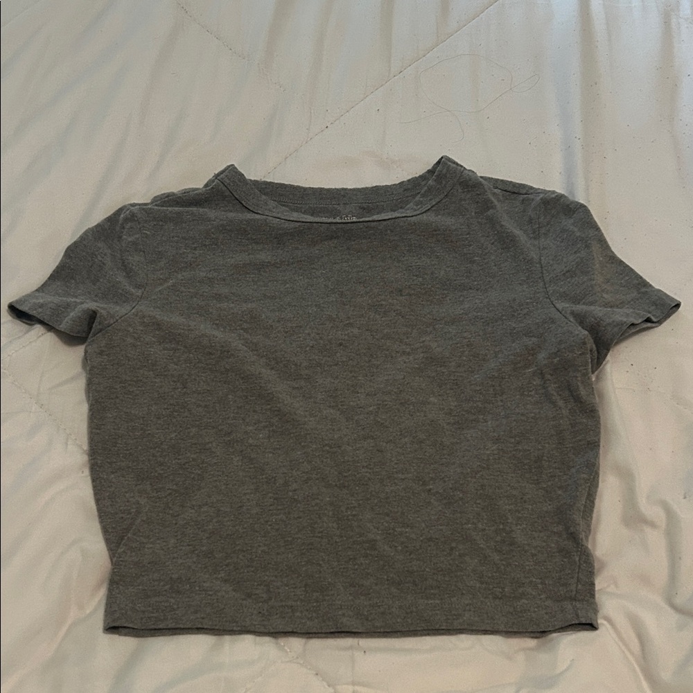 Wild Fable Charcoal Short Sleeve Tee